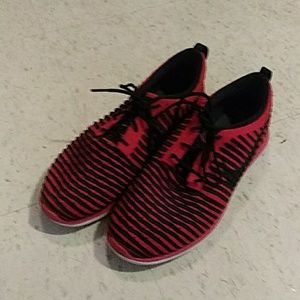 Red & black nike  sneakers